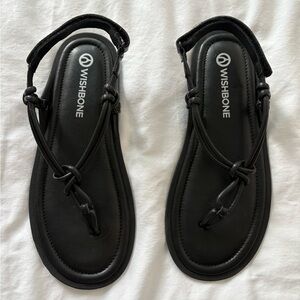 Wishbone Black Sandals